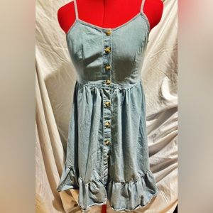 Women’s small light washed denim jumper